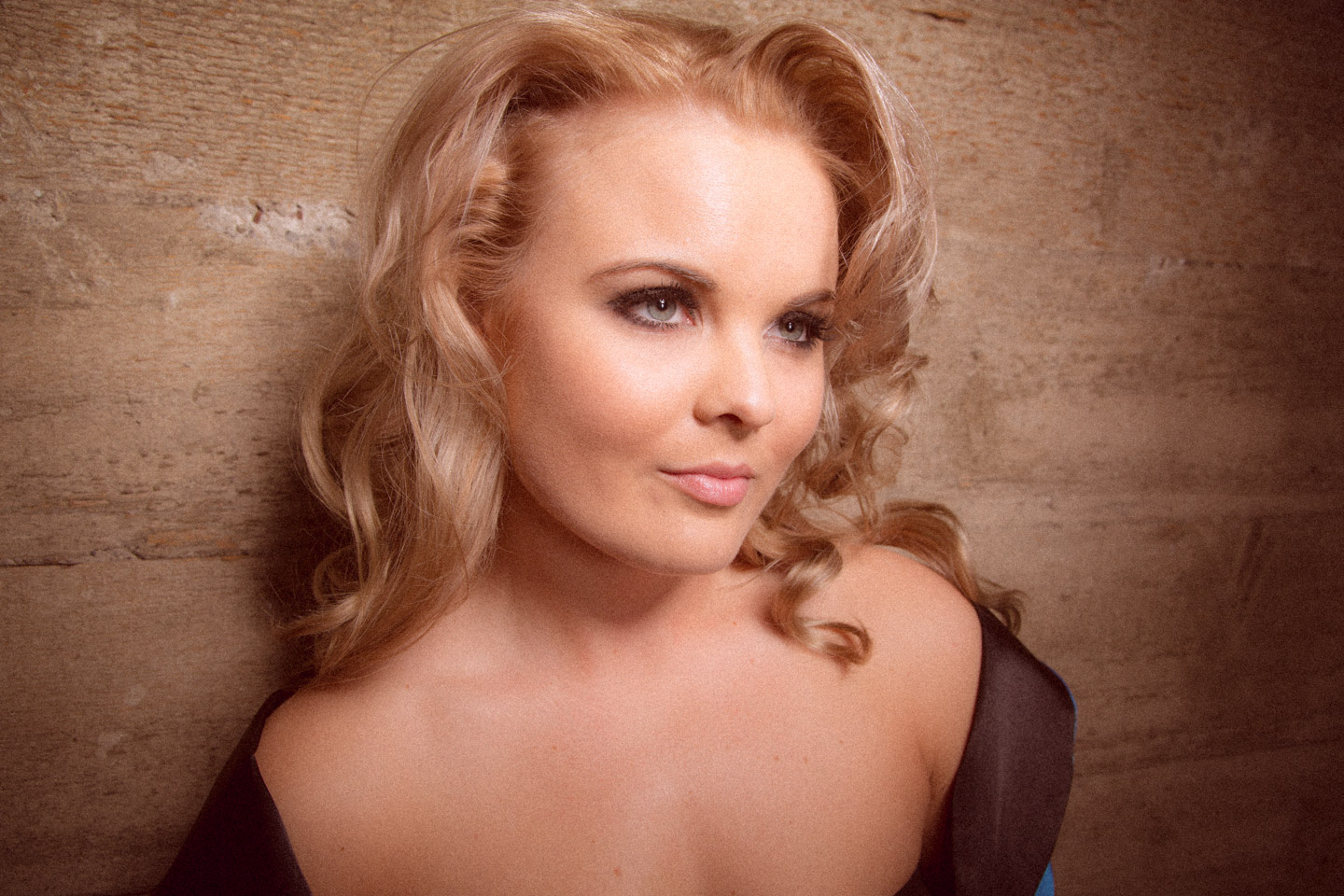 Beauty & Glamour